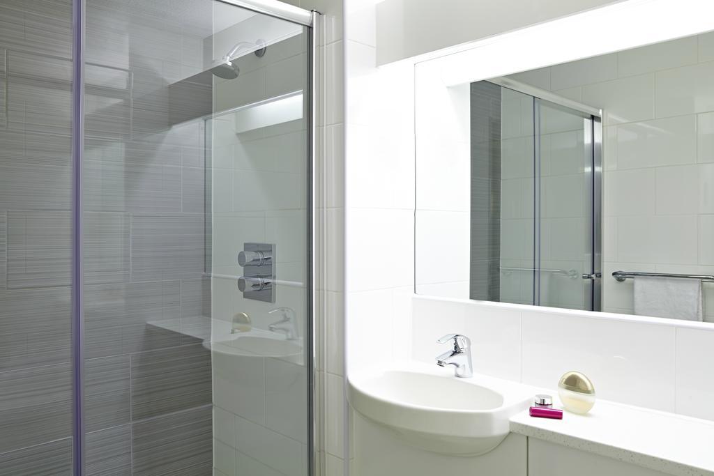 Ibis Budget Knutsford Εξωτερικό φωτογραφία
